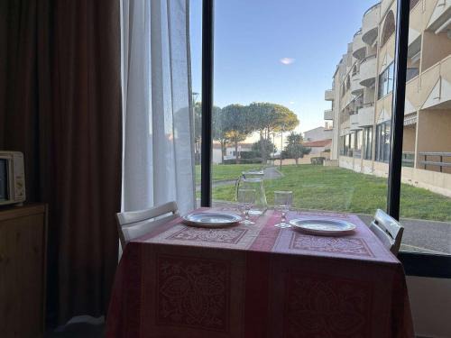 Saint-Pierre-la-Mer Wohnung | Studio cabine près de la plage pour 4 pers., animaux admis - FR-1-229D-148