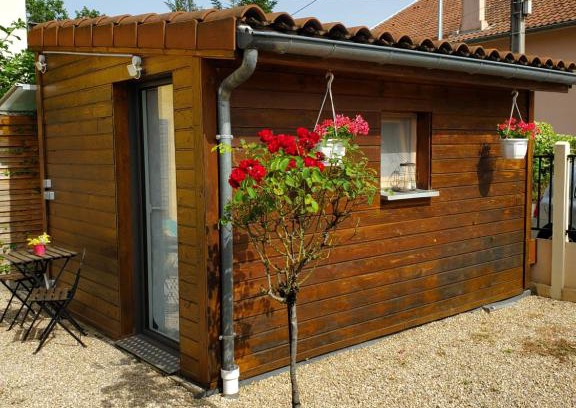 Decines-Charpieu Wohnung | Studio - Chalet indépendant