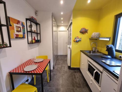 Adamville Haus | Studio climatisé avec jardin - proche Paris
