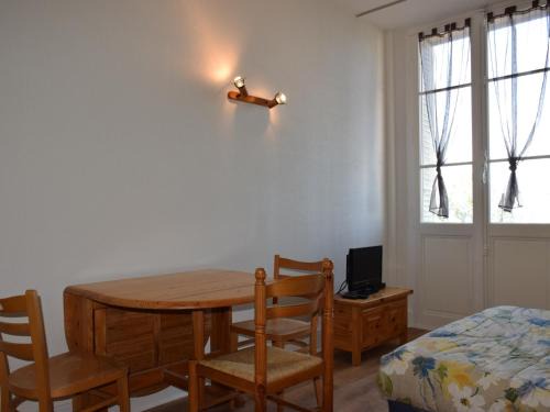 Evian-les-Bains Wohnung | Studio cosy près des quais d'Evian - FR-1-498-51