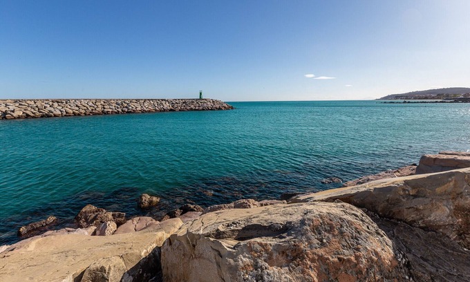 Castillo de Sabinillas Wohnung | Studio Delfin Duquesa with sea views