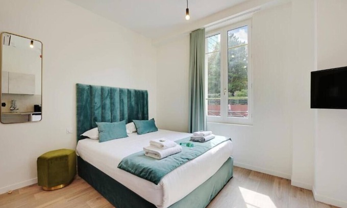 Levallois-Perret Wohnung | Studio Deluxe PMR apartment with WiFi, AC in nice Levallois-Perret