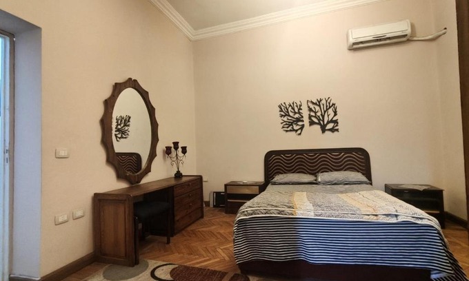 Al-Basatin Wohnung | Studio in a classy and quiet location with private entrance