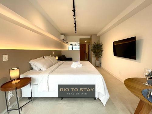 Leblon Wohnung | Studio Leblon - Moderno com piscina e academia.