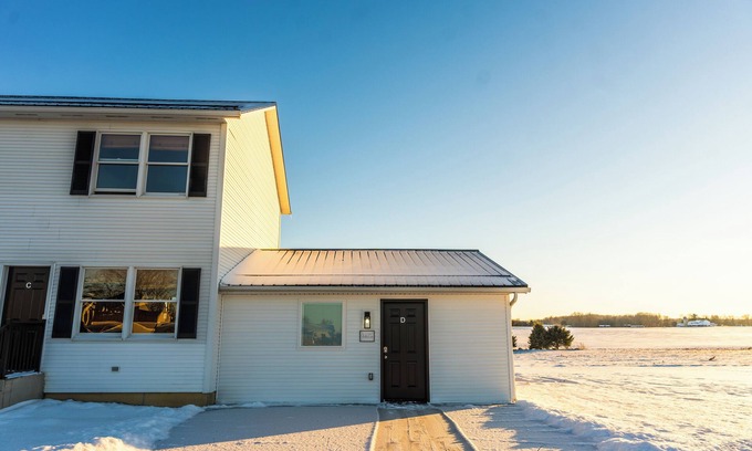 Homerville Wohnung | Studio Luxe - 1bd/1ba Newly Renovated Apartment