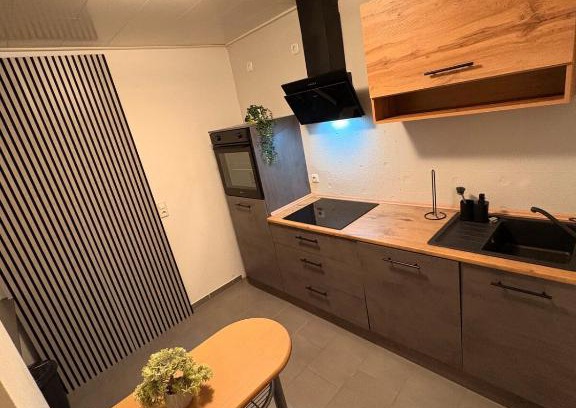 Pressath Wohnung | Studio One - 5 min to Grafenwöhr