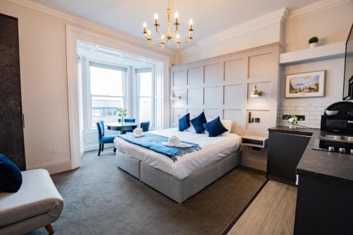 Sutton Cross Wohnung | Studio with Scenic Marina Views