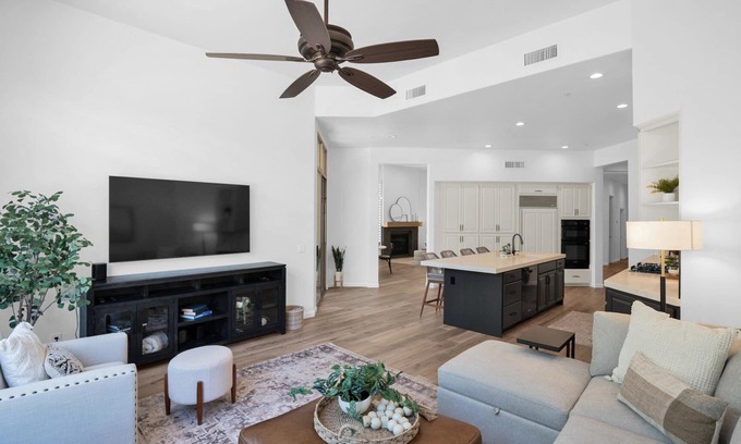 Talon Retreat Haus | Stunning 3BR North Scottsdale Home in Gated Community