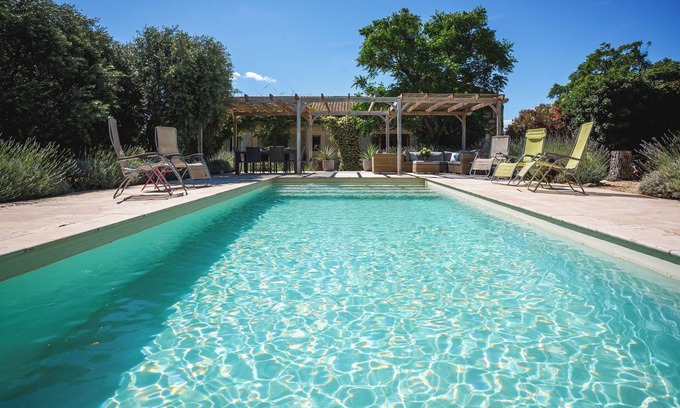 Neffies Wohnung | Stunning Gite with Private Pool and Large Garden