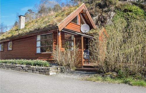 Os Haus | Stunning Home In Os With Kitchen