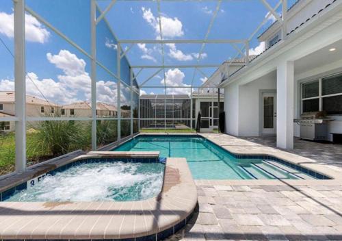Davenport Haus | Stunning Home wPrivate Pool, minutes from Disney