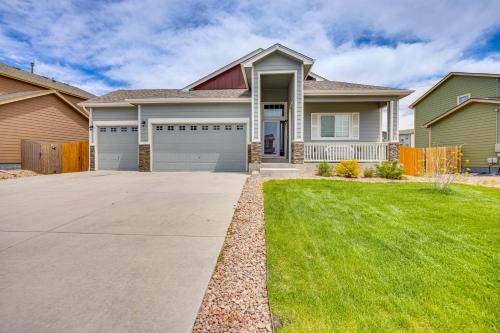 Falcon Hills Haus | Stunning Peyton Retreat with Game Room, Private Yard