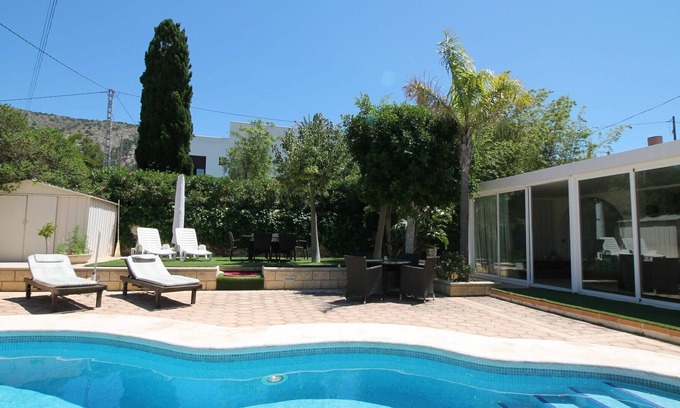 El Albir Haus | Stunning private villa for 6 people with A/C, private pool, WIFI, TV, patio and parking