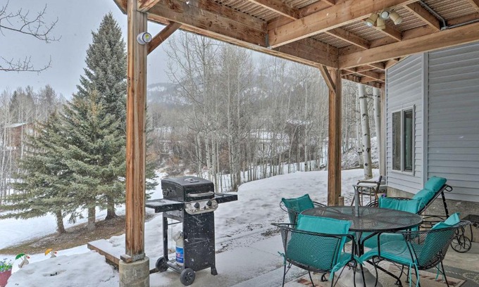 Star Valley Ranch Haus | Stunning Star Valley Ranch Retreat on Golf Course!