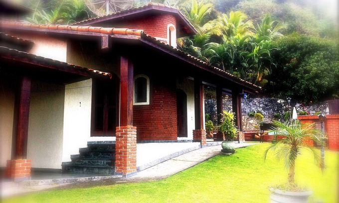 Prainha Haus | Stunning View In São Sebastião, Brasilien