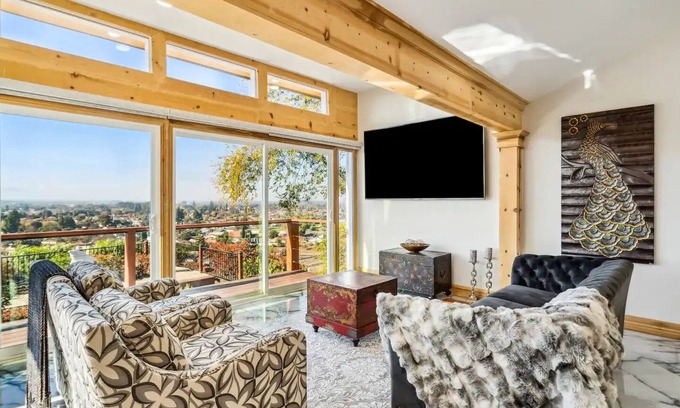 Silver Creek Haus | Stunning Views 3b 3b Silicon Valley Executive Home