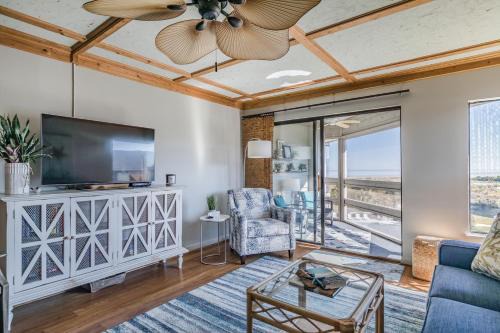 Oceanmarsh Subdivision Haus | Stunning Views - Pool and Ocean Views - Harbor Island Beach House