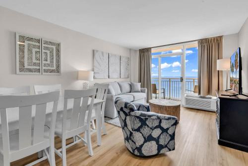 Downtown Myrtle Beach Haus | Stylish 1BR Newly Renovated Sandy Beach Escape