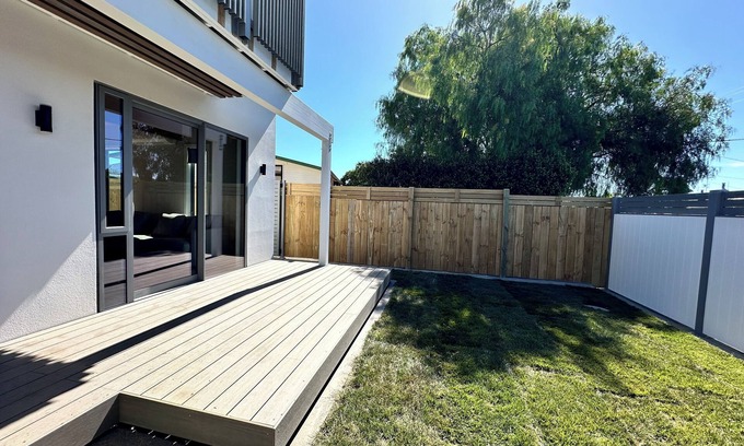 Taradale Haus | Stylish 3-Bed Home in Taradale