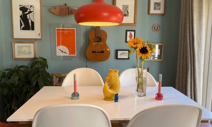 Comberton Haus | Stylish and eclectic home close to Cambridge city