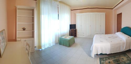 Sant'Eufemia Lamezia Wohnung | Stylish Apt TERINA - Le Lincelle, Lamezia - bright, spacious, elegant and with terrace