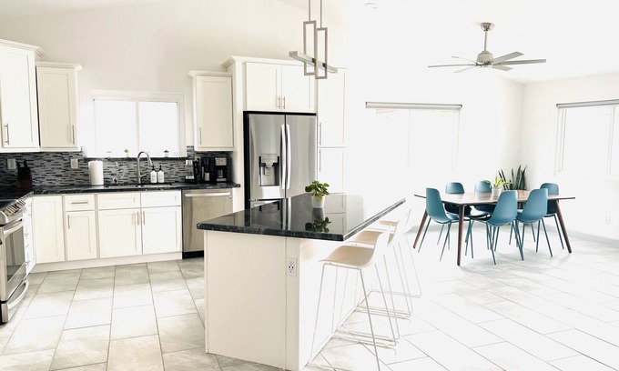 Sunset Ridge Haus | Stylish Desert Oasis with Pool