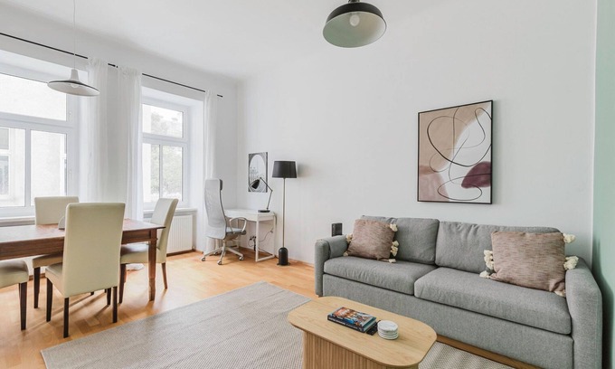 Dobling Wohnung | Stylish Döbling 1BR, Fully Equipped, by Blueground