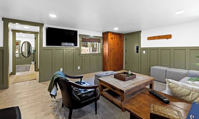 McCall Haus | Stylish Downtown McCall Cottage