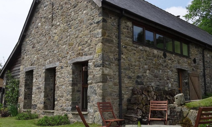 Llanwrtyd Wells Haus | Stilvoll umgebaut Scheune nr Llanwrtyd Wells, bietet Platz für bis zu 10, spektakuläre Ausblicke