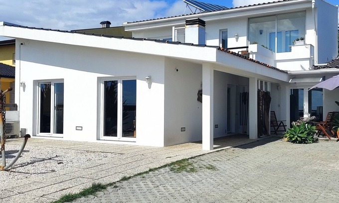 Aguda Wohnung | Suíte Maresia em Frente ao mar da Aguda
