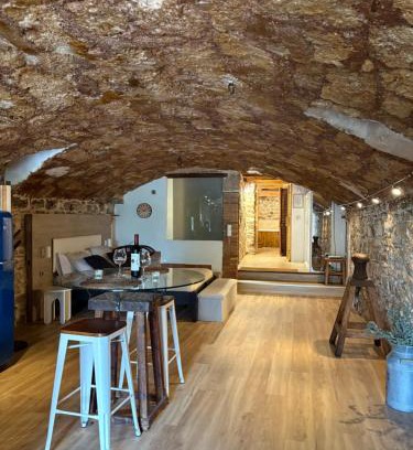 Moia Wohnung | Suíte Sant Sebastià con jacuzzi, sauna y jardín