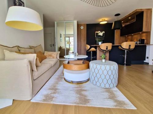 Puteaux Wohnung | Sublime appartement 4 étoiles neuf T3 àPuteaux 61m2 proche La Défense, 10m2 de terrasse avec magnifique vue