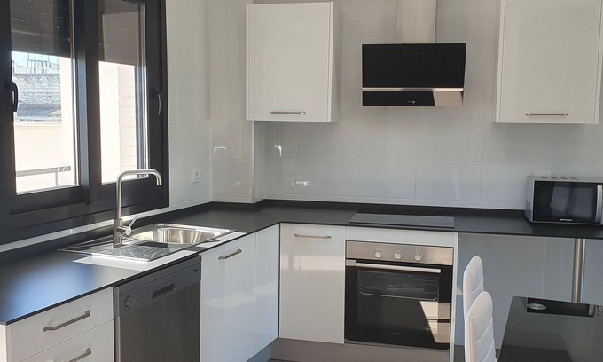San Jose de La Rinconada Wohnung | SUITABLE. RICARDO 8 KM FROM SEVILLA NEXT TO THE NEARBY STATION