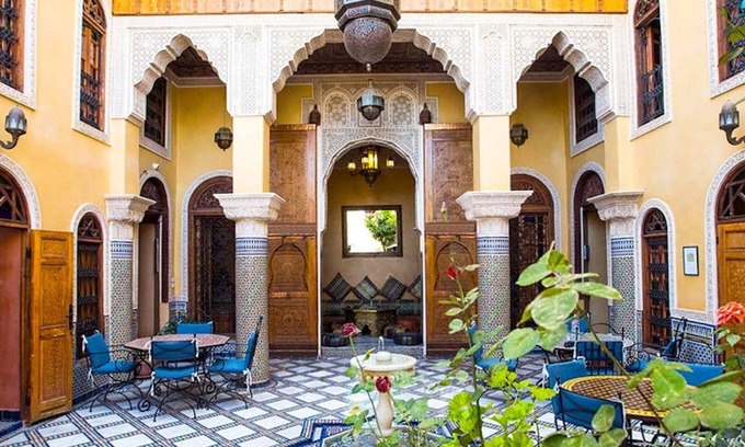 Ain Azlitan Bed & Breakfast | Suite 4/6 Pers Riad Layalina Fes: Pool, 360 ° Blick & Kostenlose Parkplätze am Fuße