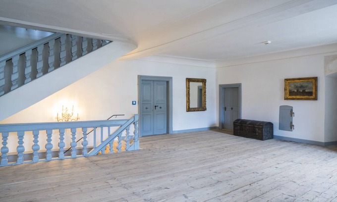 Wenzenbach Sonstige | Suite im Westflügel von Schloss Schönberg in Wenzenbach