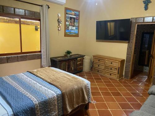 Loreto Haus | Suite Marlin - Walk to Beach & Town