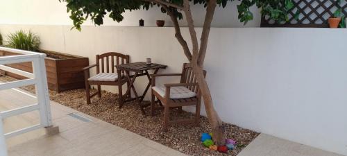 Gambia-Pontes-Alto da Guerra Haus | Suite - Recanto da Lima - com entrada independente