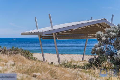 Wannanup Haus | Summer Breeze at Avalon Beach