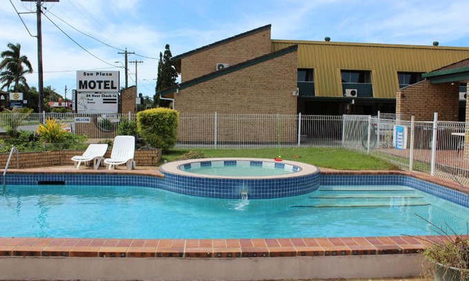 West Mackay Hotel | Sun Plaza Motel - Mackay
