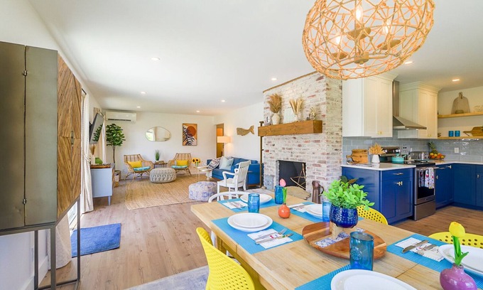 Searsport Haus | Sun, salt and sand @ Heart Rock House! Private beach/8 min drive to Belfast!