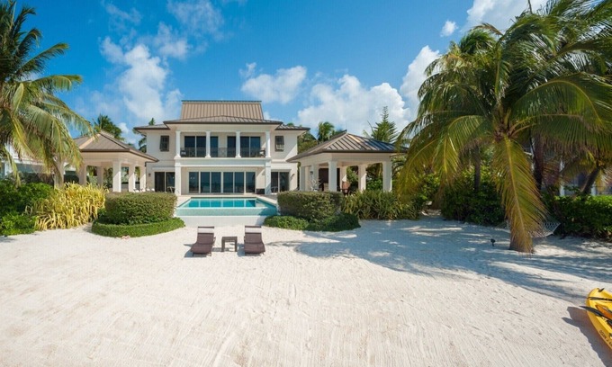 Rum Point Haus | Sun Salutations by Grand Cayman Villas
