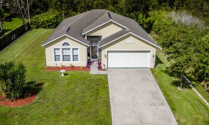 Sebastian Highlands Haus | NEUE AUFLISTUNG!! Geräumige Sonne getränkt COASTAL RETREAT