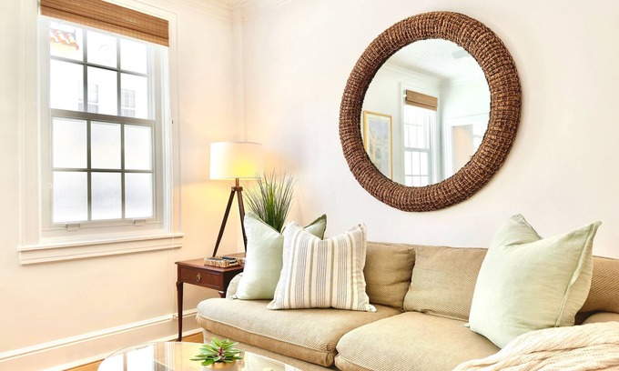 Palm Beach - West Palm Beach Eigentumswohnung | SONNIGE STRANDWOHNUNG mit POOL + SEHR ZENTRAL + WALK 2 STRAND, LEBENSMITTEL & RESTAURANTS!