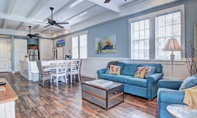 Cinnamon Shore Eigentumswohnung | Hell und sonnig, im ersten Stock und tierfreundlich!