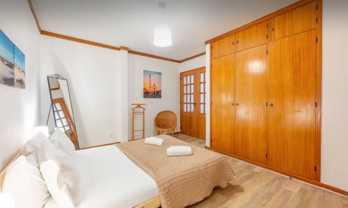 Cascais Wohnung | Sunny Cascais Apartment 5min stroll to the Beach Calm Surroundings