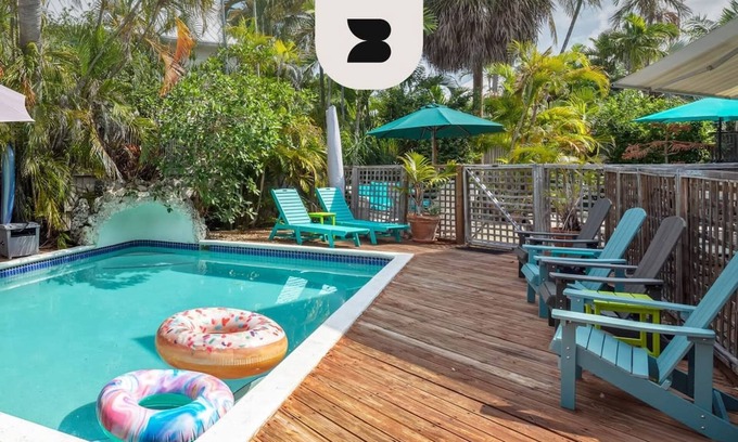 Old Town Wohnung | Sunnyside Up by Brightwild Pool Parking