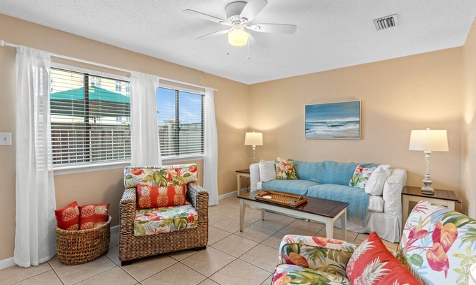 Sugar Beach Haus | Sunray - Gulf-side townhouse, beach access & pool
