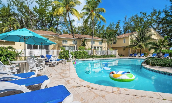 Paradise Island Villa | Sunrise Beach Villas - Atemberaubende, Ocean View Pool Villa mit Zugang zum Strand