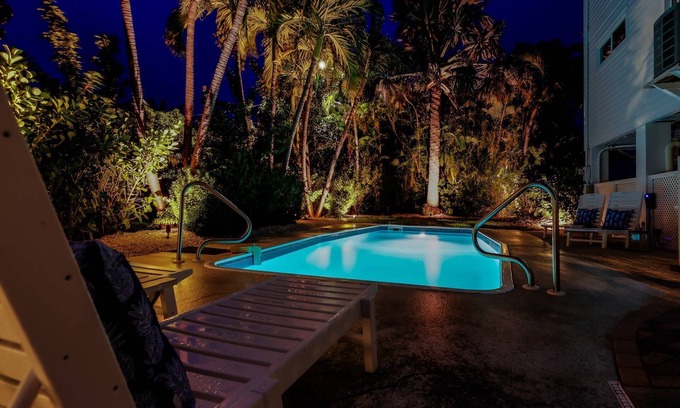 Bay Point Haus | Sunset Bay: Spacious 5BR Getaway, Dockage, Heated Pool, Dog OK, Stunning Views & Minutes to Key West