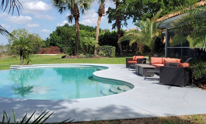 Groveland Haus | Sunset Cove | 3 Bed, 3 Bath